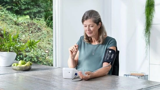 OMRON M7 INTELLI IT Bovenarm Bloeddrukmeter 10 OMRON M7 INTELLI IT Bovenarm Bloeddrukmeter - Afbeelding 8