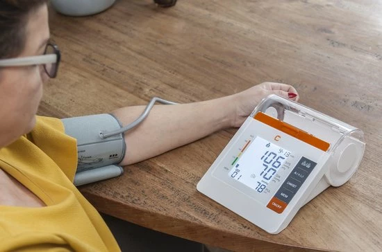 Cresta Care BPM820S Digitale Bovenarm Bloeddrukmeter | Meet Gemiddelde Bloeddruk Over Drie Metingen | XL-manchet 22 - 42 Cm | Opbergvak Voor Manchet | 3 Jaar Garantie 7 Cresta Care BPM820S Digitale Bovenarm Bloeddrukmeter | Meet Gemiddelde Bloeddruk Over Drie Metingen | XL-manchet 22 - 42 Cm | Opbergvak Voor Manchet | 3 Jaar Garantie - Afbeelding 5