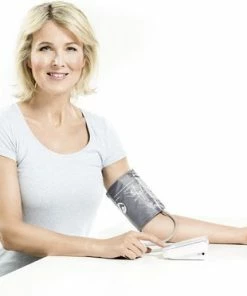 Beurer BM44 Bloeddrukmeter Bovenarm - XL Display - Easy To Use -Yunmai Shop 550x372 2