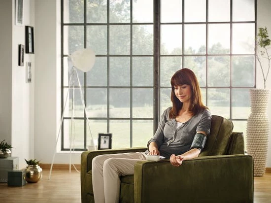 Soehnle 68127 Systo Monitor 180 Bovenarm-Bloeddrukmeter Wit/Grijs 7 Soehnle 68127 Systo Monitor 180 Bovenarm-Bloeddrukmeter Wit/Grijs - Afbeelding 5