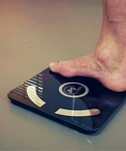 JPS Care? Personenweegschaal - Smart Weegschaal - Met 12 Lichaamsanalyse & Vetpercentage Metingen - Digitaal - Bluetooth Met App - Oplaadbaar Met 6 Maanden Batterij - Zwart 13 JPS Care? Personenweegschaal - Smart Weegschaal - Met 12 Lichaamsanalyse & Vetpercentage Metingen - Digitaal - Bluetooth Met App - Oplaadbaar Met 6 Maanden Batterij - Zwart -Yunmai Shop 550x412 7