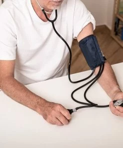 Forever Young Handmatige Bloeddrukmeter Bovenarm Met Stethoscoop In Zwart Etui -Yunmai Shop 550x550 599