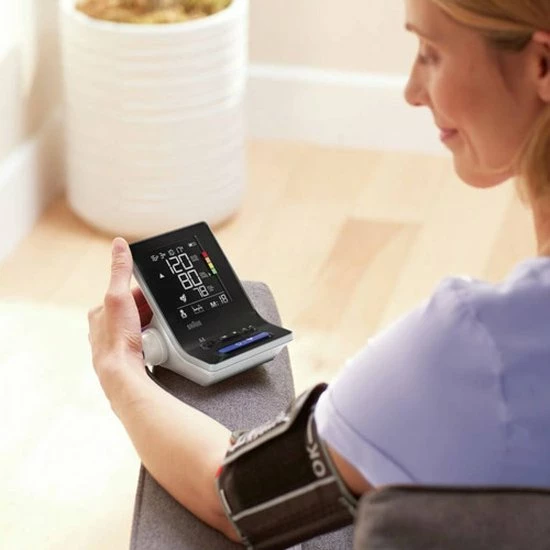 Braun ExactFit™ 3 BUA6150WE - Bovenarmbloed Drukmeter 18 Braun ExactFit™ 3 BUA6150WE - Bovenarmbloed Drukmeter - Afbeelding 16