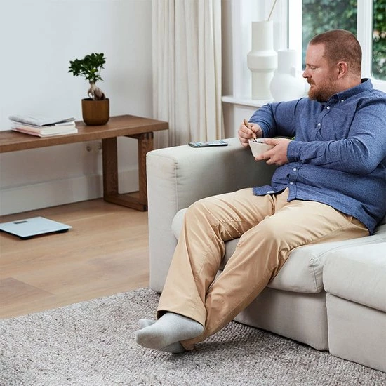 OMRON HN300T2 Intelli IT Personenweegschaal - Slimme Weegschaal - Smart Scale - Met Mobiele App - Max. 150kg - Grijs 6 OMRON HN300T2 Intelli IT Personenweegschaal - Slimme Weegschaal - Smart Scale - Met Mobiele App - Max. 150kg - Grijs - Afbeelding 4