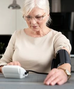 VERK GROUP Nauwkeurige Bloeddrukmeter Bovenarm - Elektrische Bloeddrukmeter En Haarstlagmeter In Een - Met LCD Scherm - Meet Volgens WHO Norm - Geheugenfunctie - Compact - Gratis Opbergtasje -Yunmai Shop 550x550 834