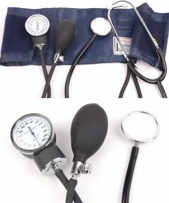 Forever Young Handmatige Bloeddrukmeter Bovenarm Met Stethoscoop In Zwart Etui