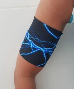Omnipod-bandjes Lycra Armband Met Lichtflitsen Van 31/32 Cm Ter Bescherming Van De Omnipod Of Sensor Ivm Diabetes, Geschikt Om Mee Te Zwemmen. Beschermt De Sensor Zoals De Freestyle Libre Of De Omnipod