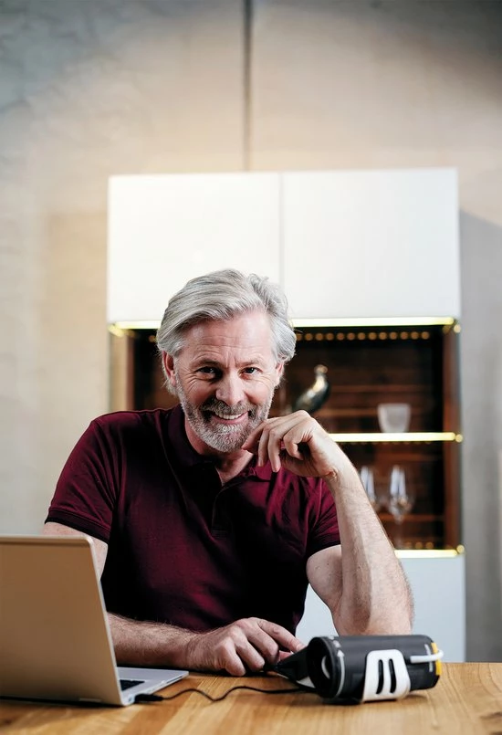 Microlife BP B6 BT Connect - Bovenarm Bloeddrukmeter - Klinisch Gevalideerd - No. 1 Merk Bij Huisartsen - Met App & Bluetooth 9 Microlife BP B6 BT Connect - Bovenarm Bloeddrukmeter - Klinisch Gevalideerd - No. 1 Merk Bij Huisartsen - Met App & Bluetooth - Afbeelding 7